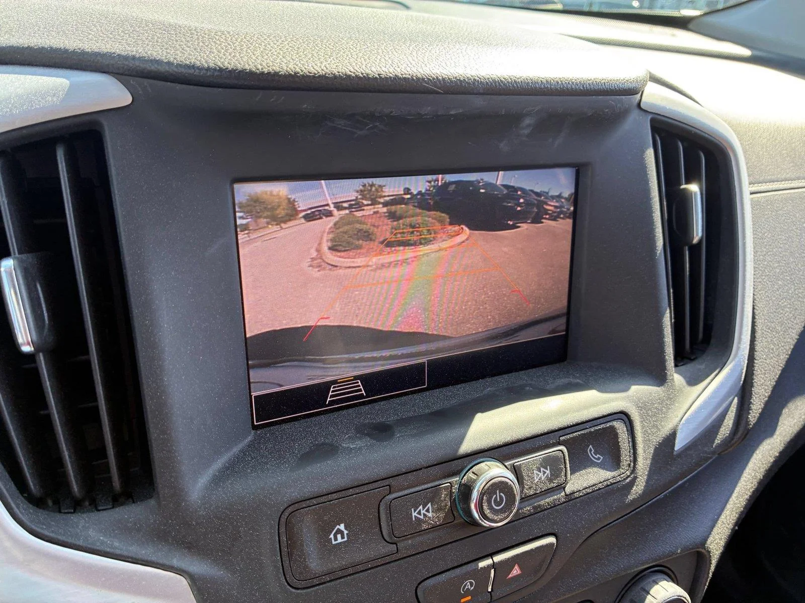 Used 2023 Summit White GMC SLE image 23