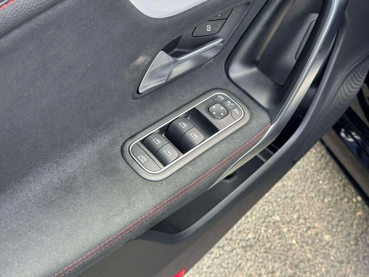 Used 2023 Cosmos Black Metallic Mercedes-Benz 4MATIC® image 20