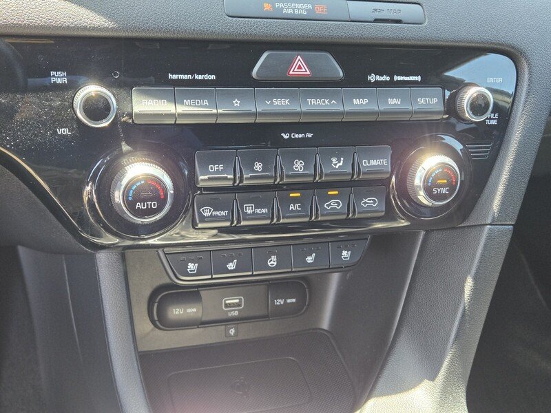 Used 2020 Black Cherry Pearl KIA SX TURBO FWD image 21