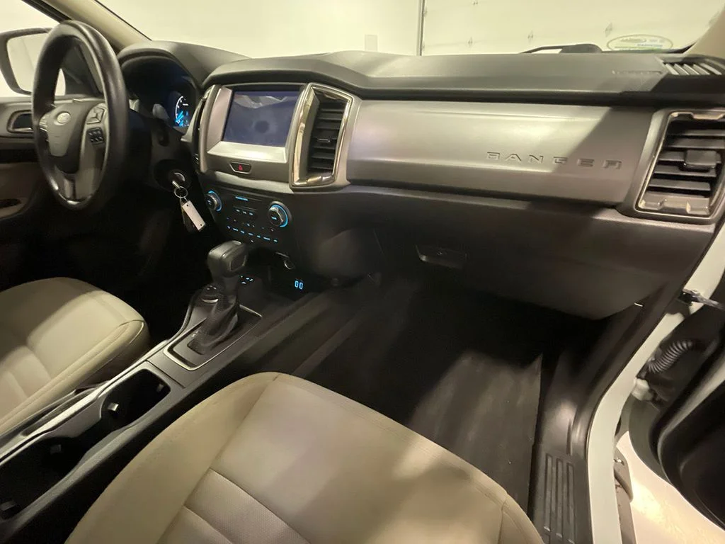 Used 2021 Green Ford XLT image 29