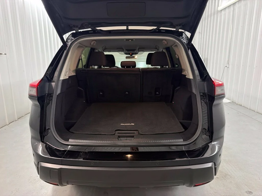 Used 2024 Super Black Nissan SV image 21