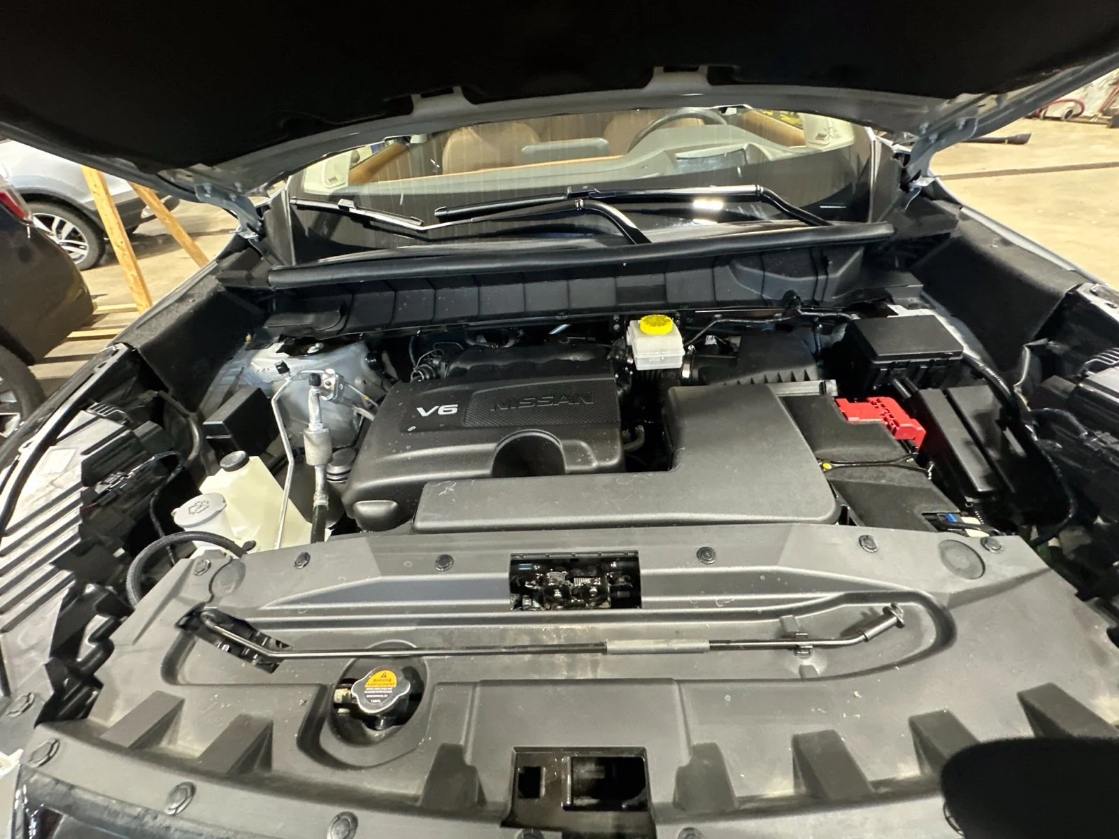 Used 2022 Gray Nissan Platinum image 43