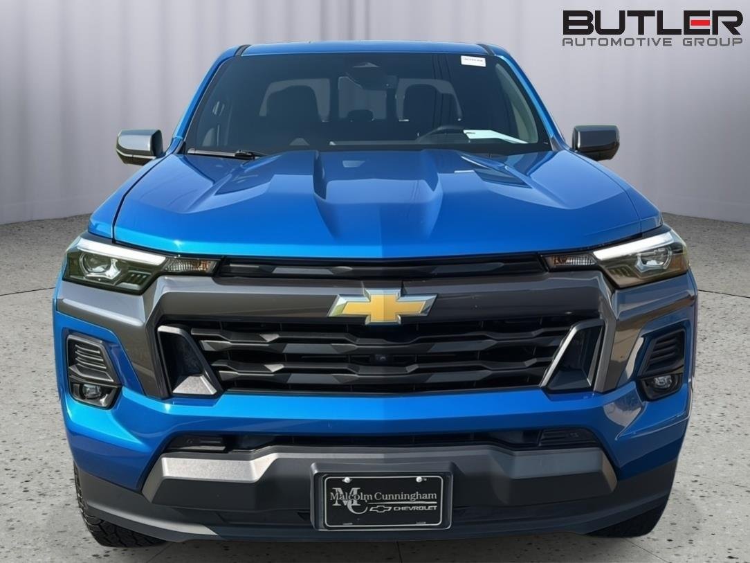Used 2023 Glacier Blue Metallic Chevrolet 2WD LT image 9