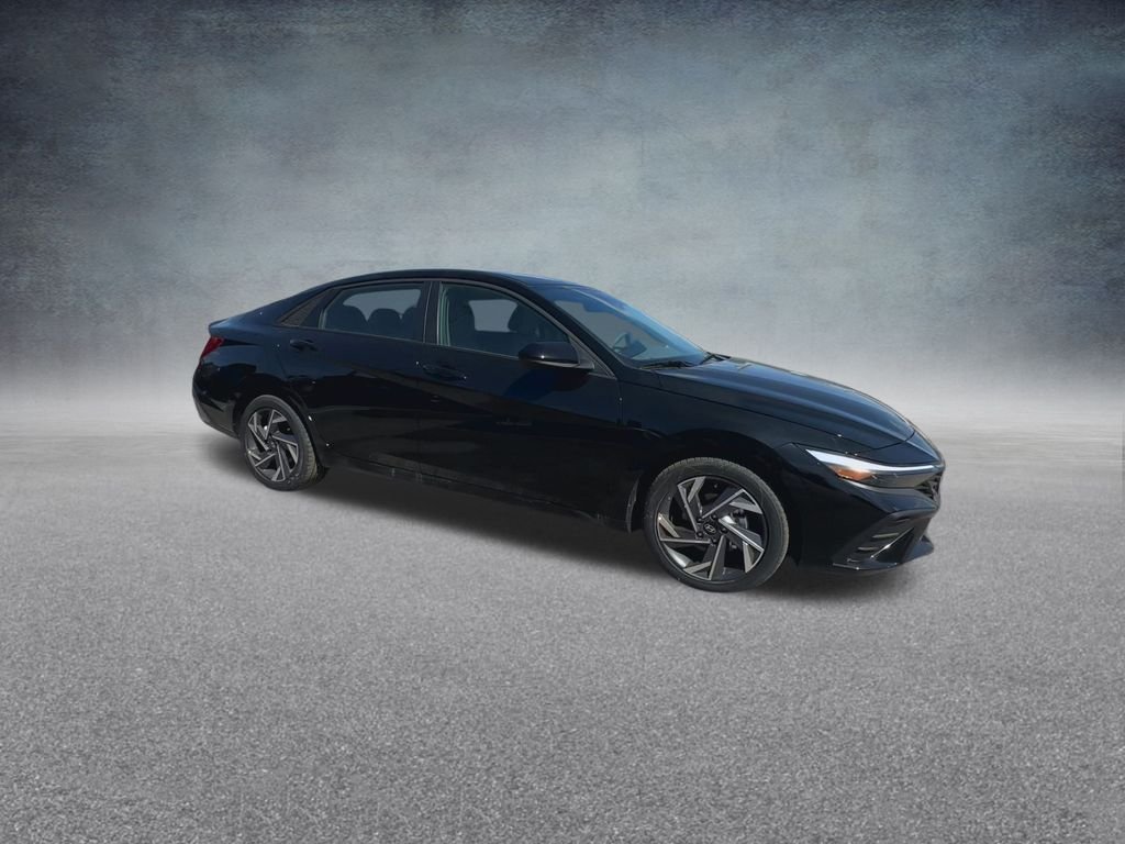 2025 Hyundai Elantra SEL - Photo 28