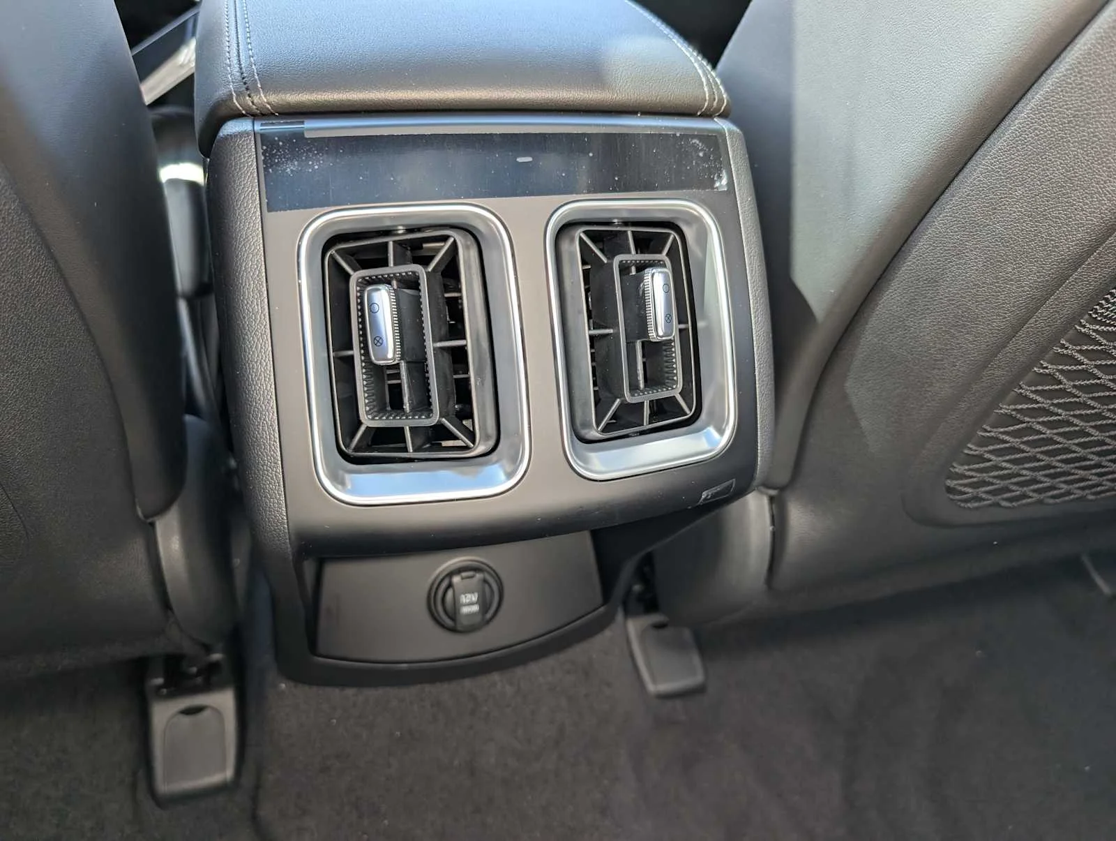 New 2026 Wolf Gray Kia S image 16