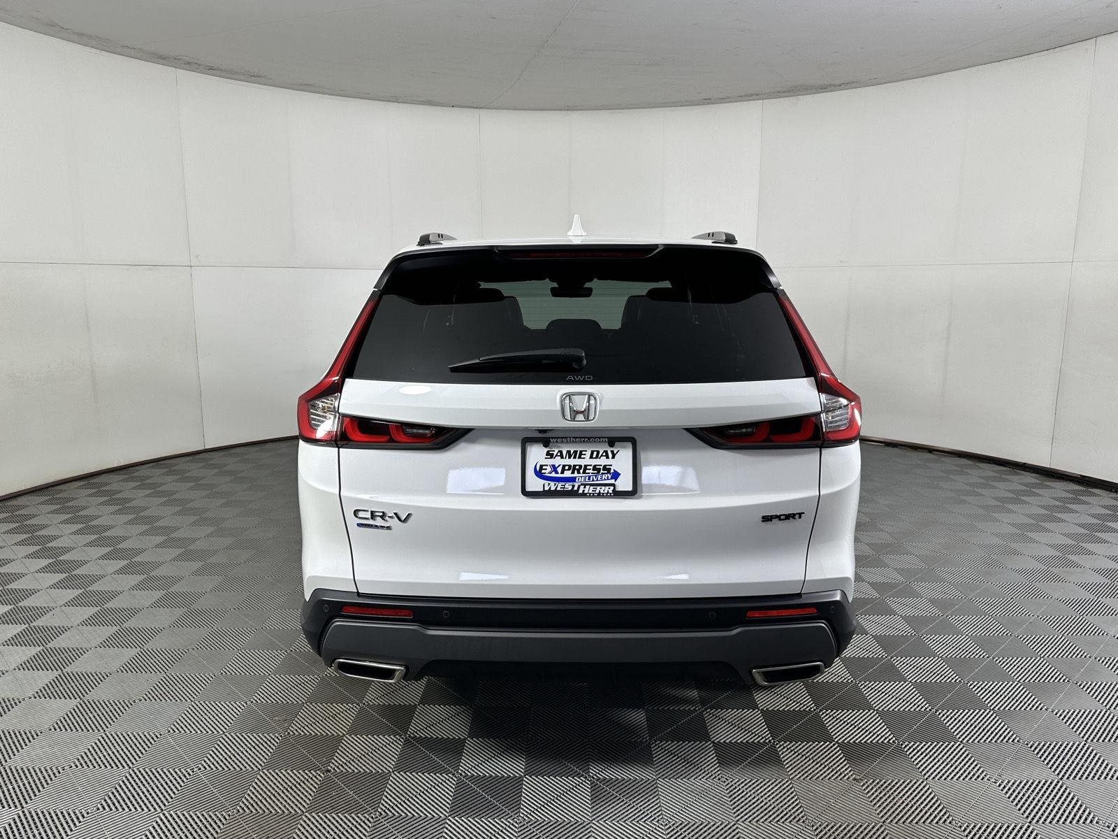 Used 2024 Platinum White Pearl Honda Sport-L image 4