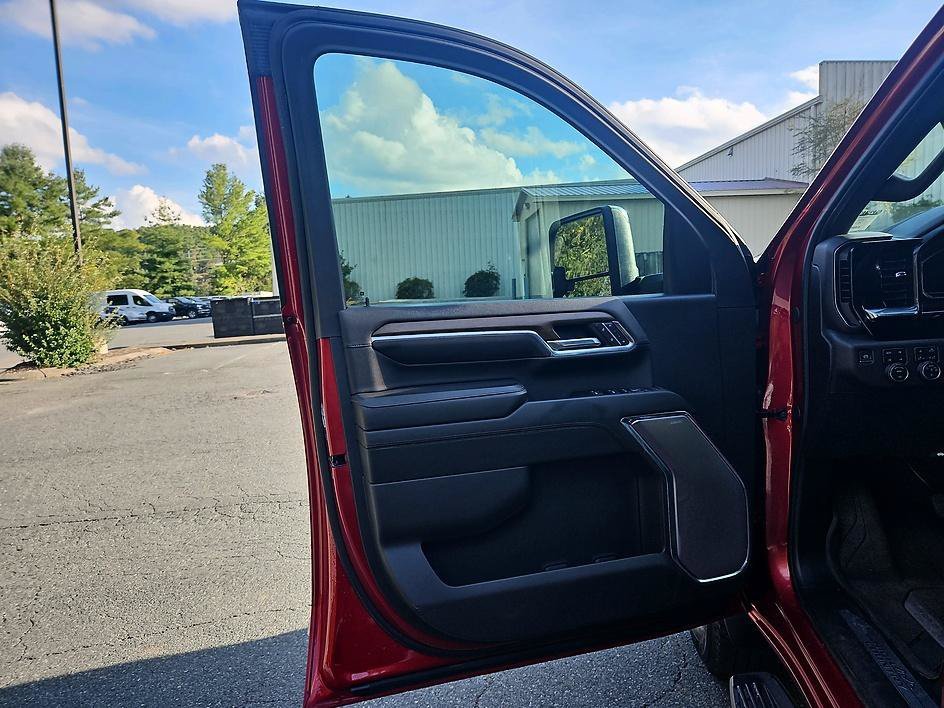 Used 2024 Radiant Red Chevrolet High Country image 9