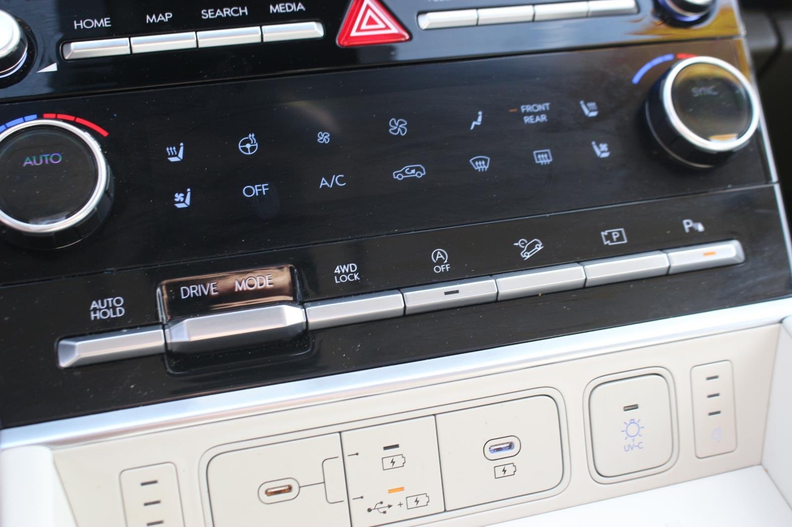 Used 2024 Ecotronic Gray Hyundai Calligraphy image 27