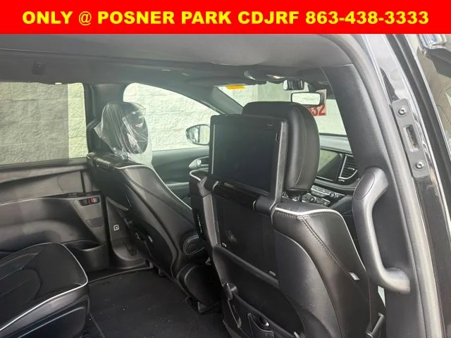 Used 2022 Black Chrysler Limited image 7