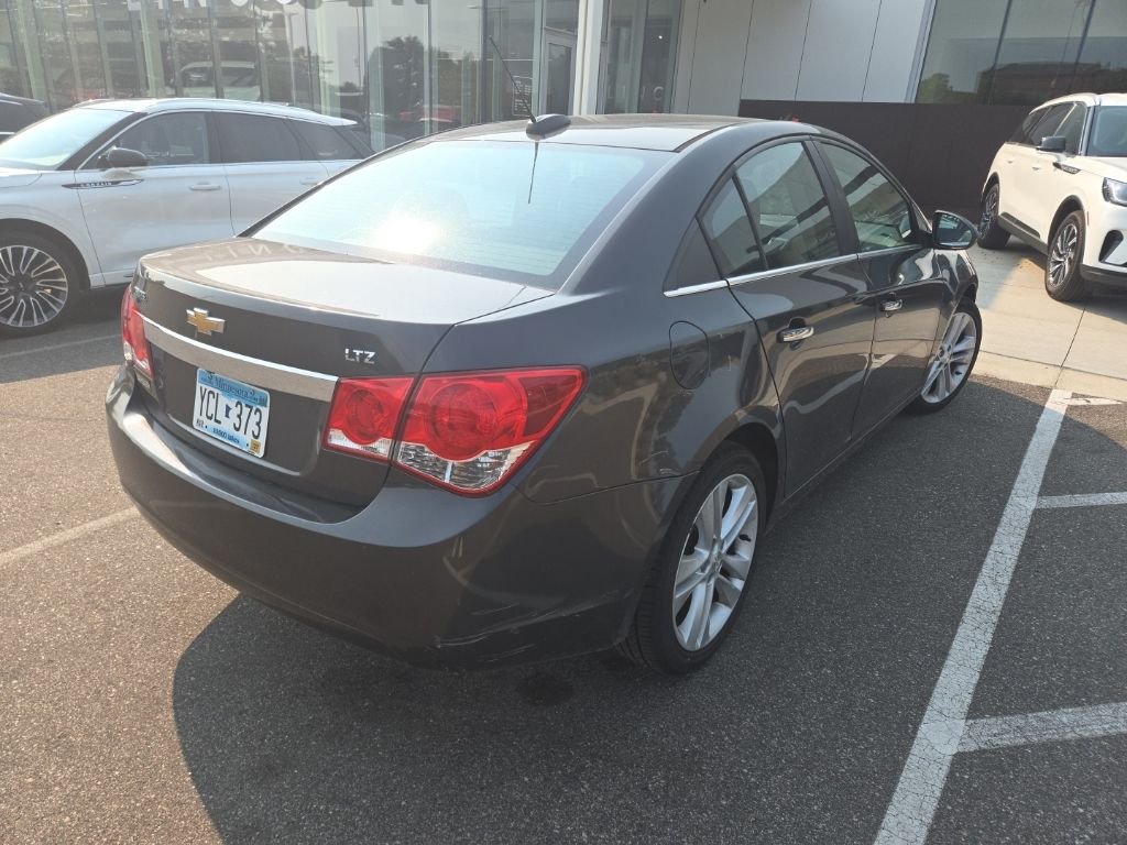 Used 2015 Gray Chevrolet LTZ image 4