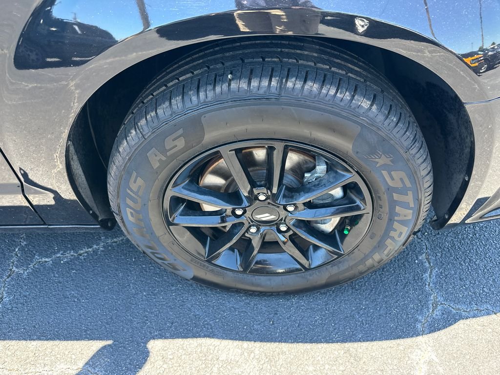 Used 2020 Black Dodge SE Plus image 12