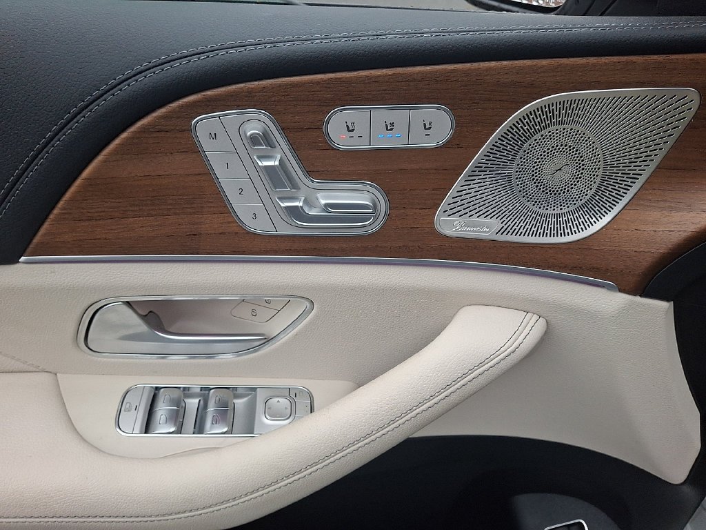 Certified Used 2024  Mercedes-Benz GLS 450 image 12