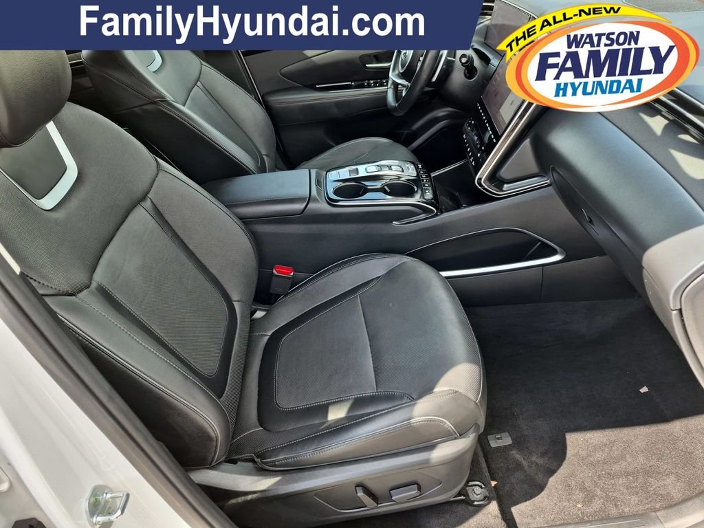 Used 2023 White Hyundai Limited image 31