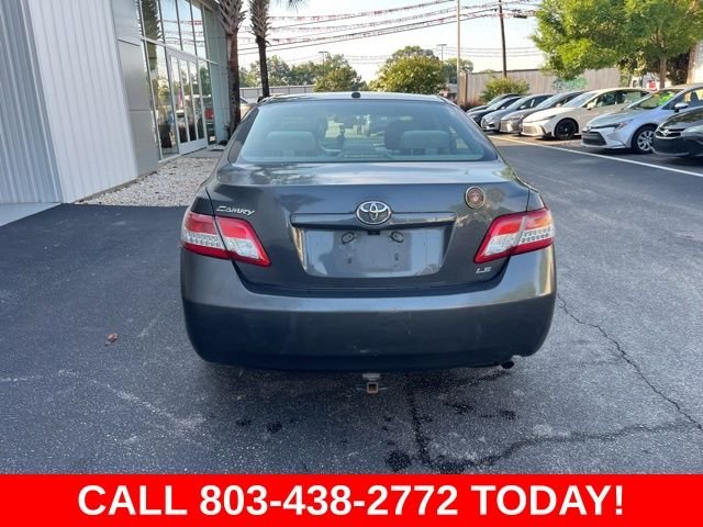 Used 2011 Gray Toyota LE image 27