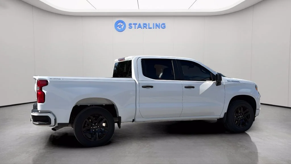 Used 2024 Summit White Chevrolet Custom image 12