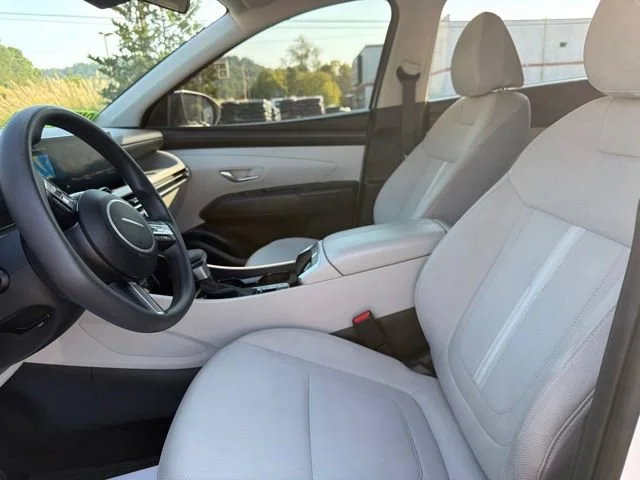 Used 2026 White Hyundai SEL image 26