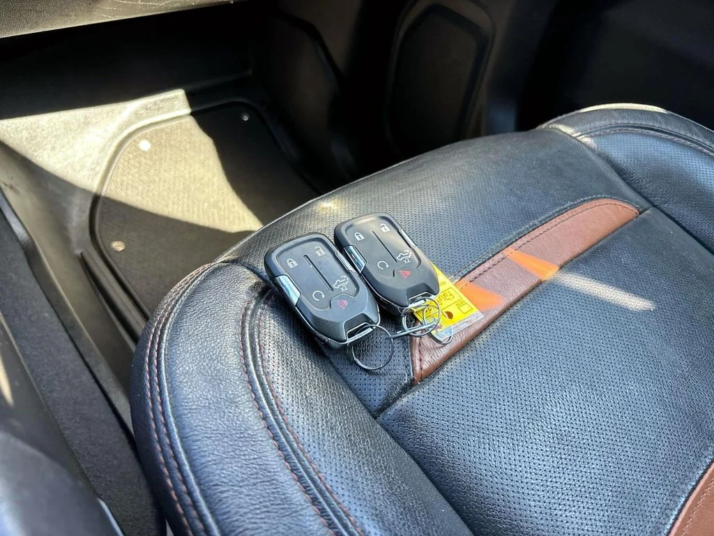 Used 2021 Sky GMC AT4 image 23