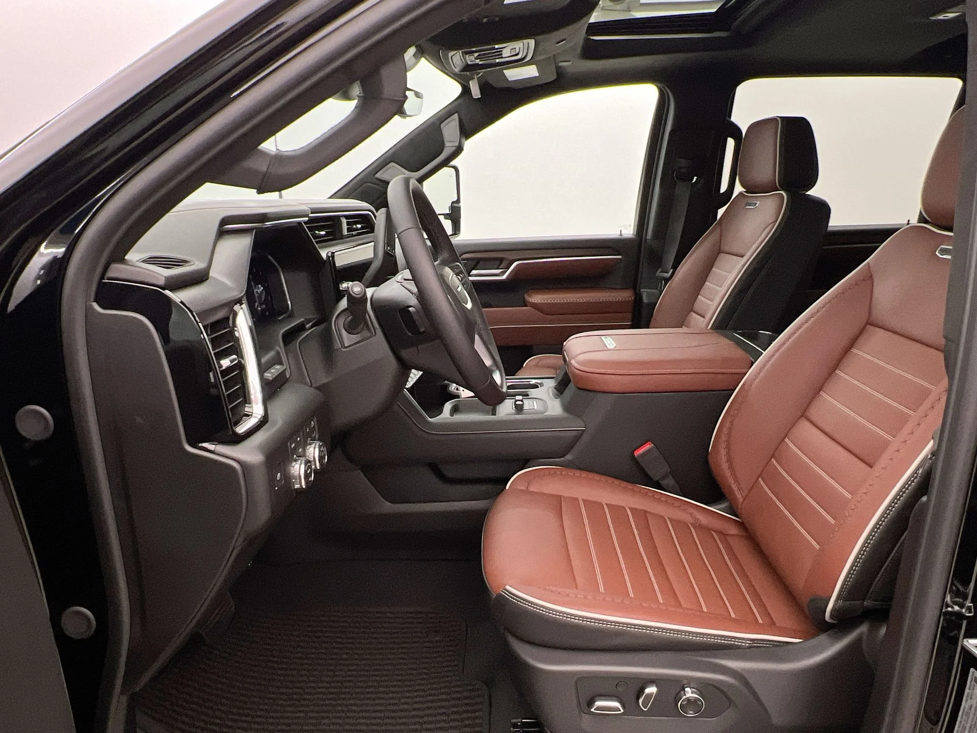 Used 2026 Black GMC Denali Ultimate image 4