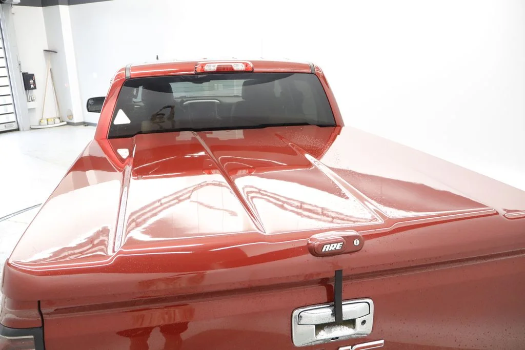 Used 2018 Red GMC SLT image 16