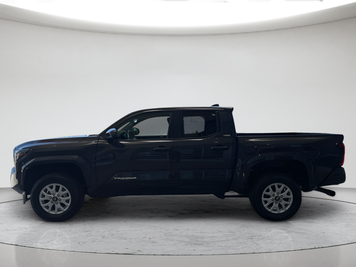 Certified Used 2024  Toyota SR5 image 6