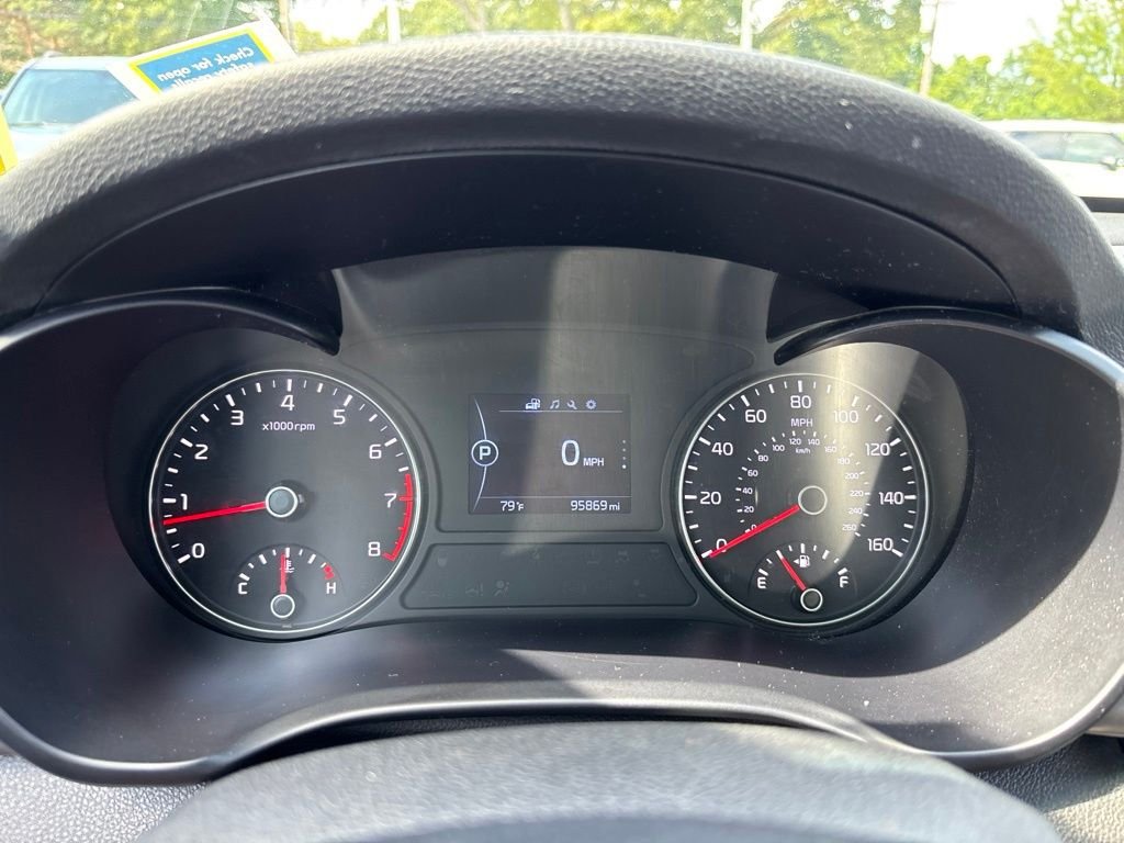 Used 2018 Gray Kia S image 26