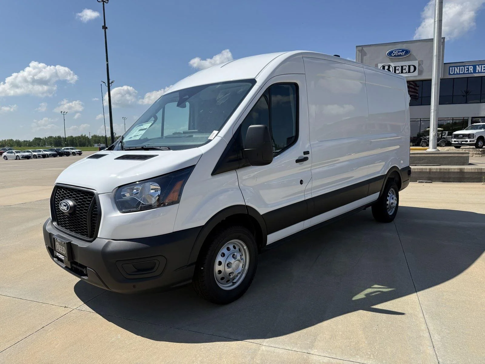 New 2026 Oxford White Ford T-250 148  MED RF 9150 GV image 4