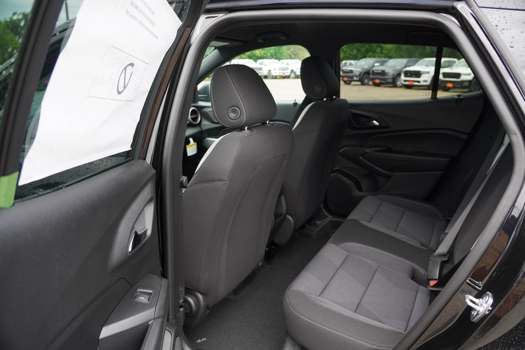 2026 Chevrolet Trax RS - Photo 11