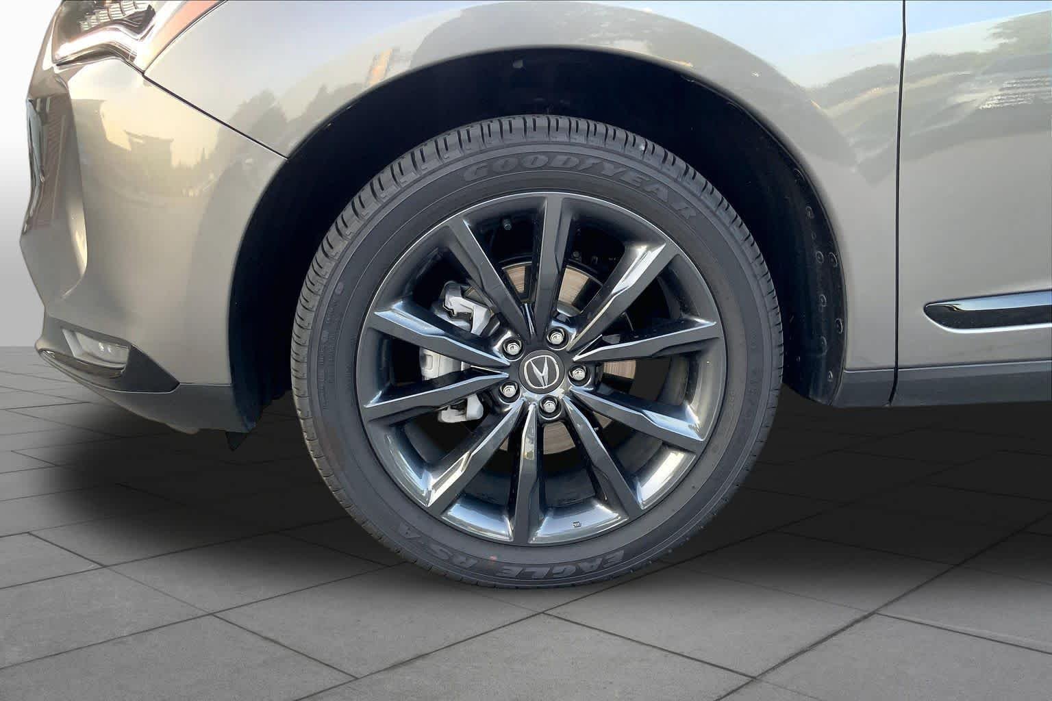 Used 2026 Liquid Carbon Metallic Acura w/A-Spec Package image 11