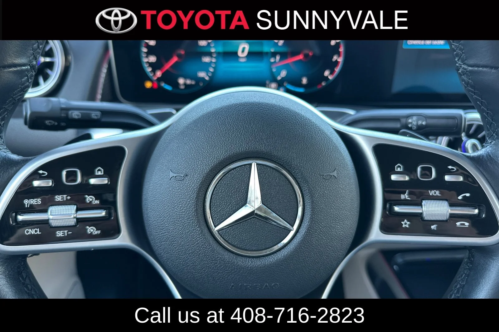 Used 2021 White Mercedes-Benz GLB 250 image 25