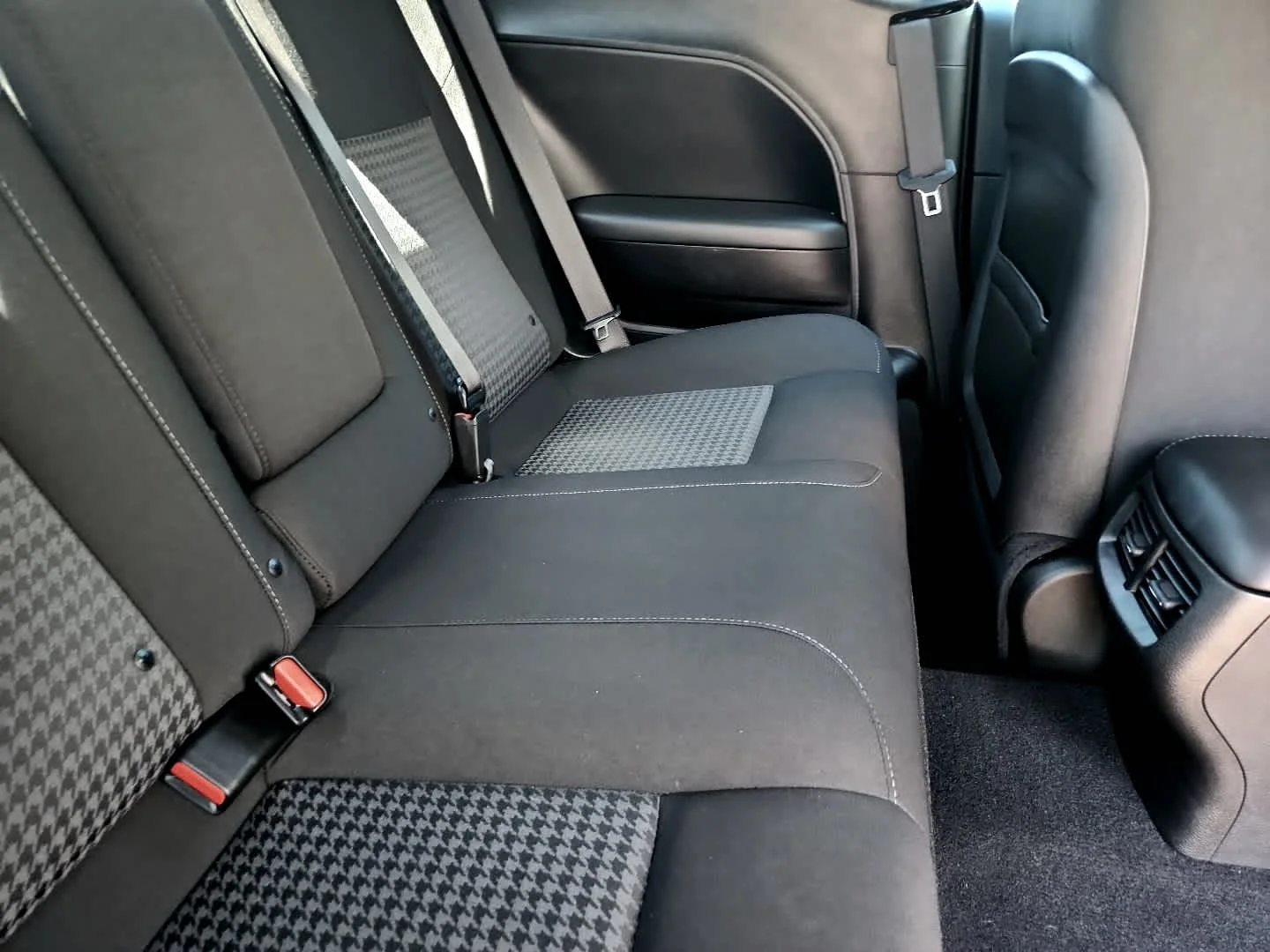Used 2023 Torred Clearcoat Dodge GT image 17