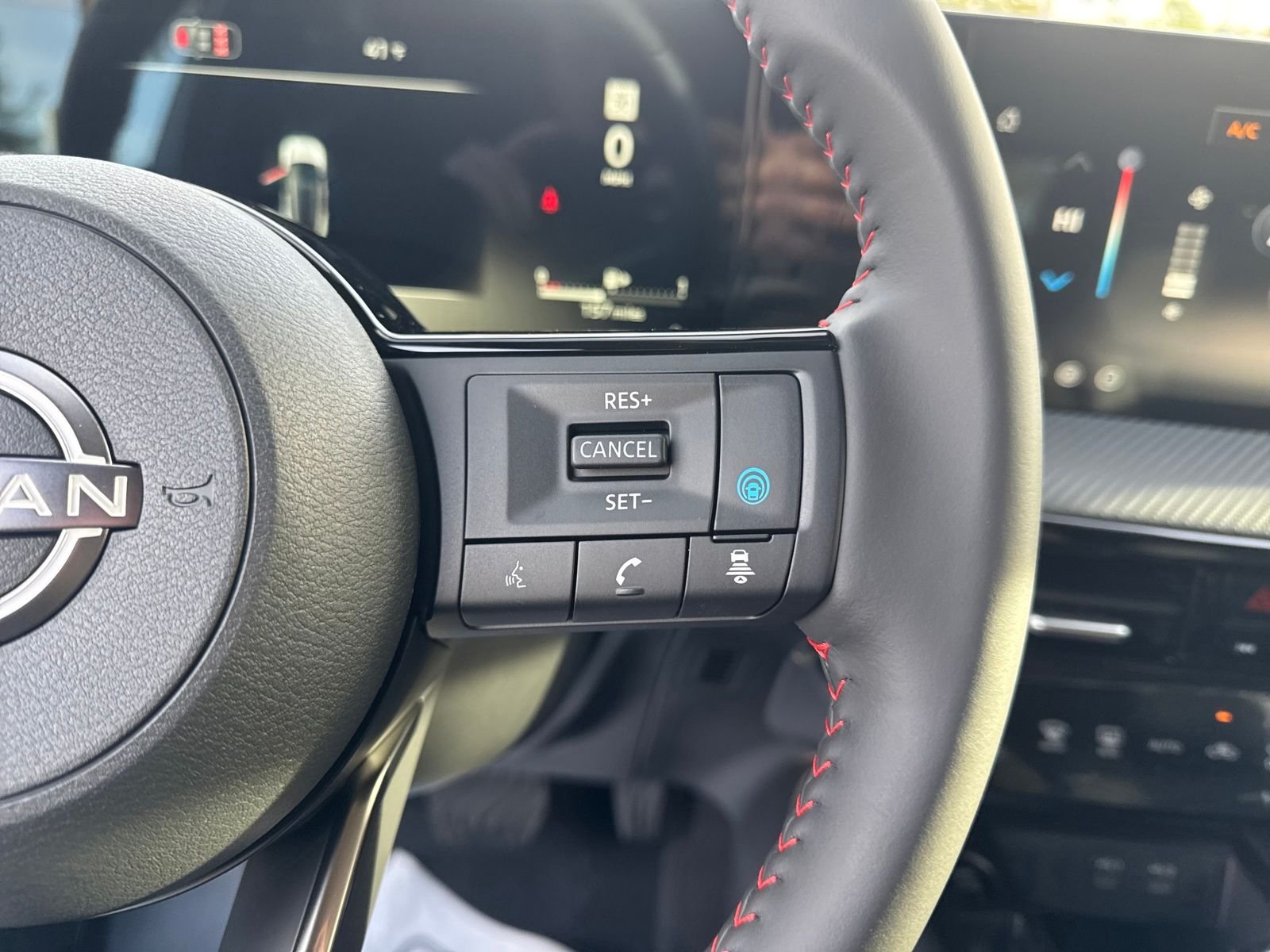 New 2026 Nissan Kicks SR 4D Sport Utility