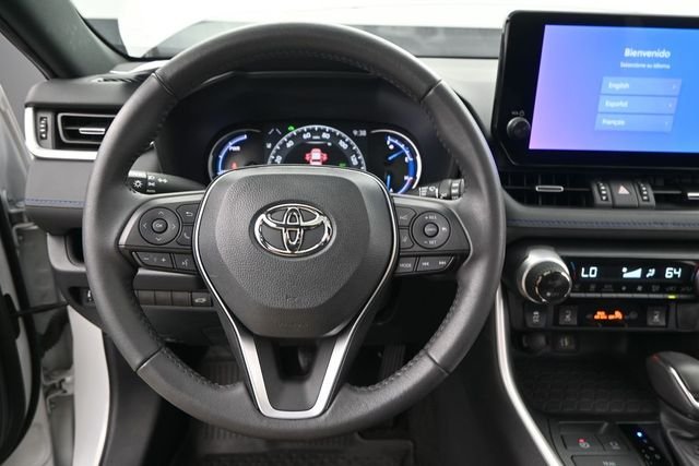 Used 2023 Wind Chill Pearl/Midnight Black Metallic Toyota XSE image 7