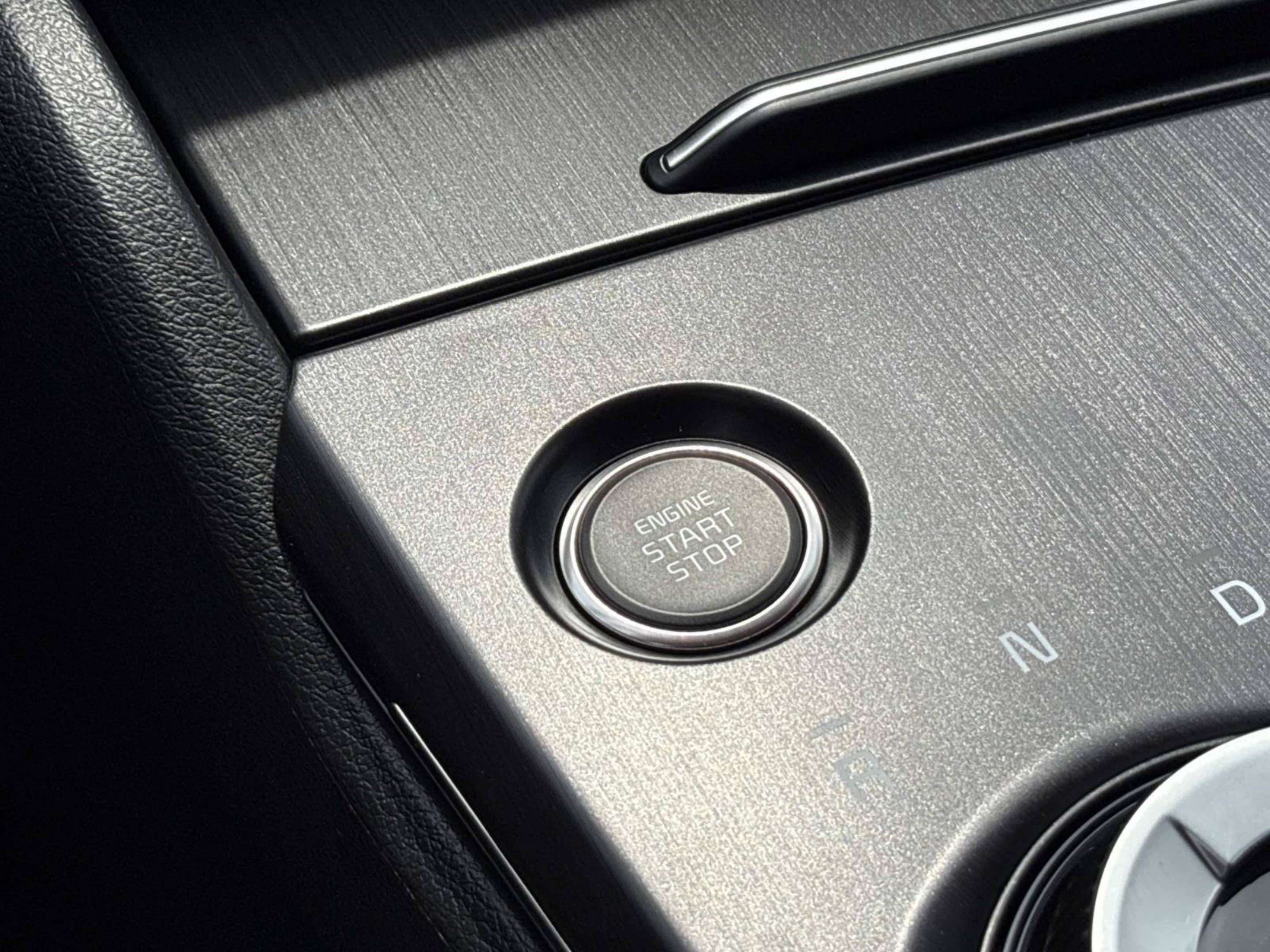 New 2027 Gravity Gray Kia LX image 31
