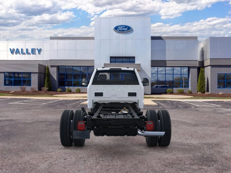 New 2026 Oxford White Ford F-550® XL image 53