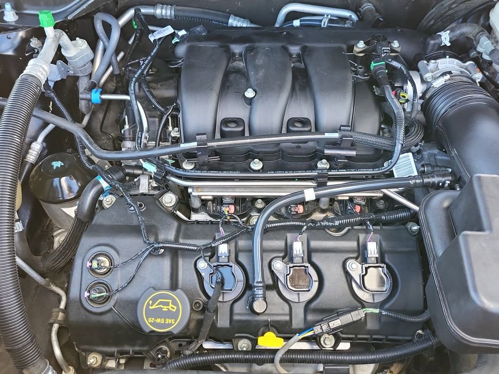 Used 2018 Black Ford Limited image 16