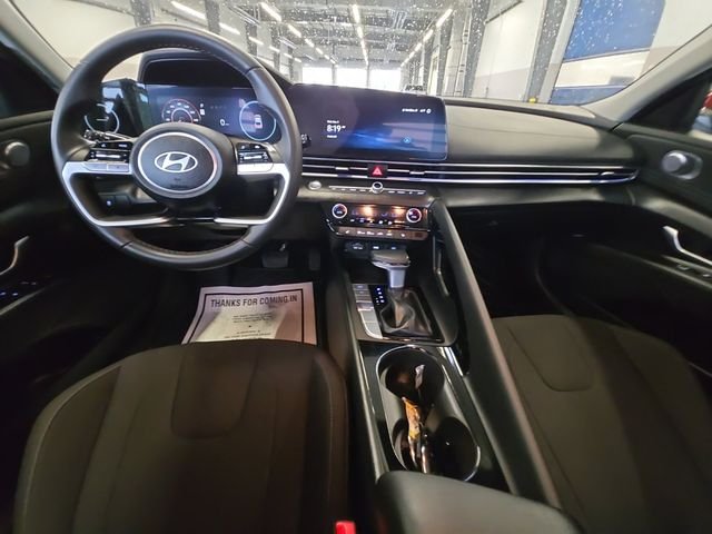 Certified Used 2025 Red Hyundai SEL Convenience image 21
