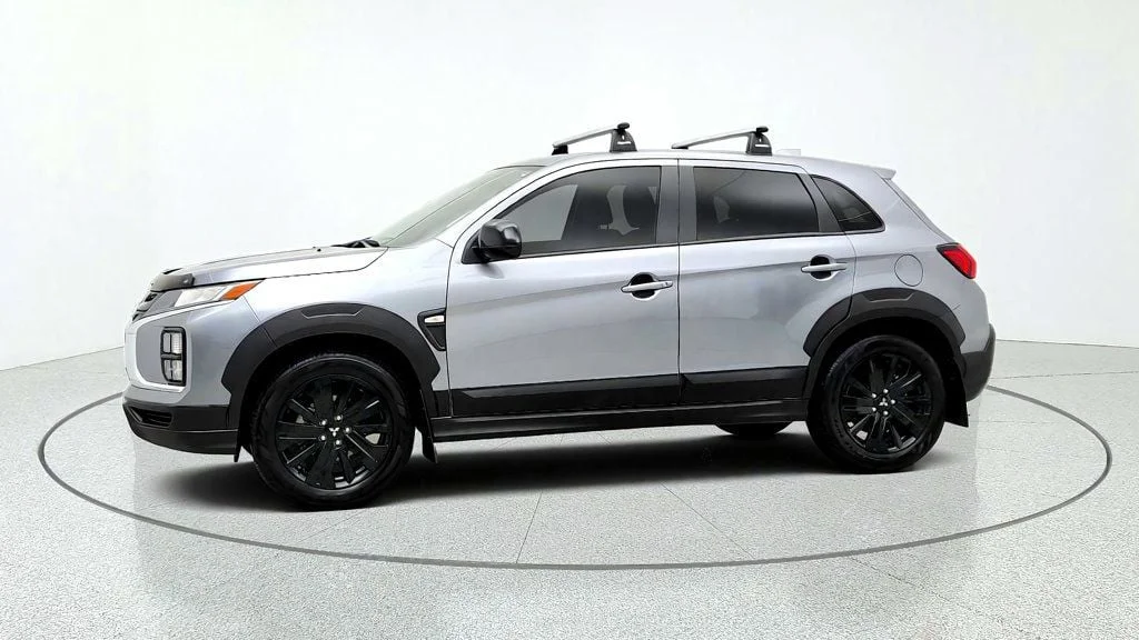 Used 2025 Alloy Silver Metallic Mitsubishi Trail Edition 2.0 AWC image 8