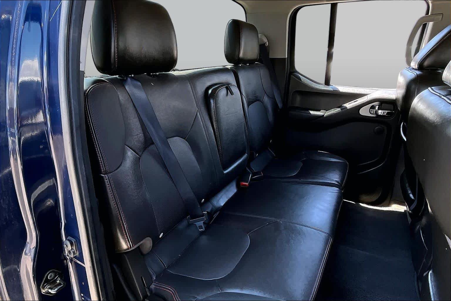 Used 2011 Navy Blue Nissan PRO-4X image 19