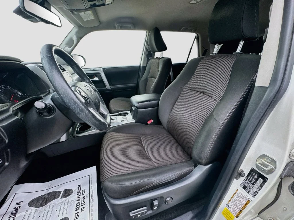 Used 2022 White Toyota Trail image 23