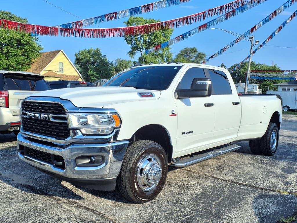 2024 RAM 3500 Big Horn 4X4 Crew Cab LWB's photo