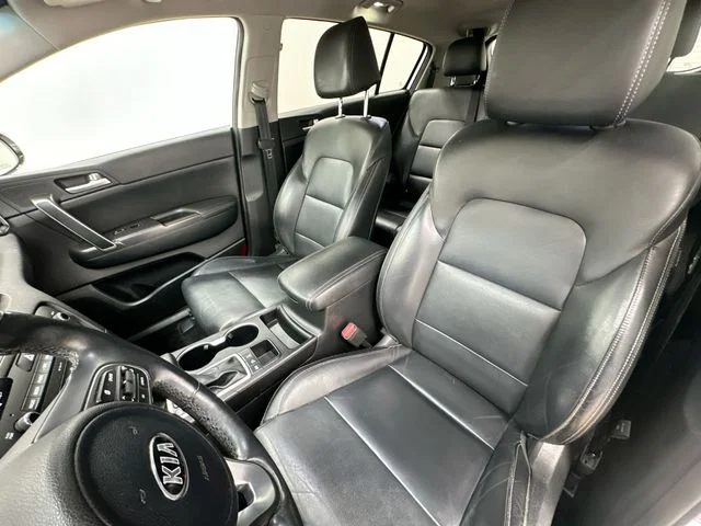 Used 2017 White Kia EX image 14