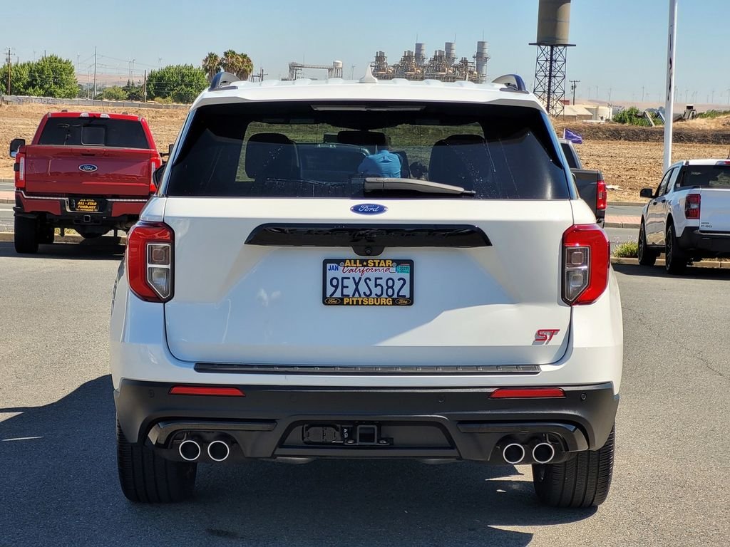 2023 Ford Explorer ST - Photo 5