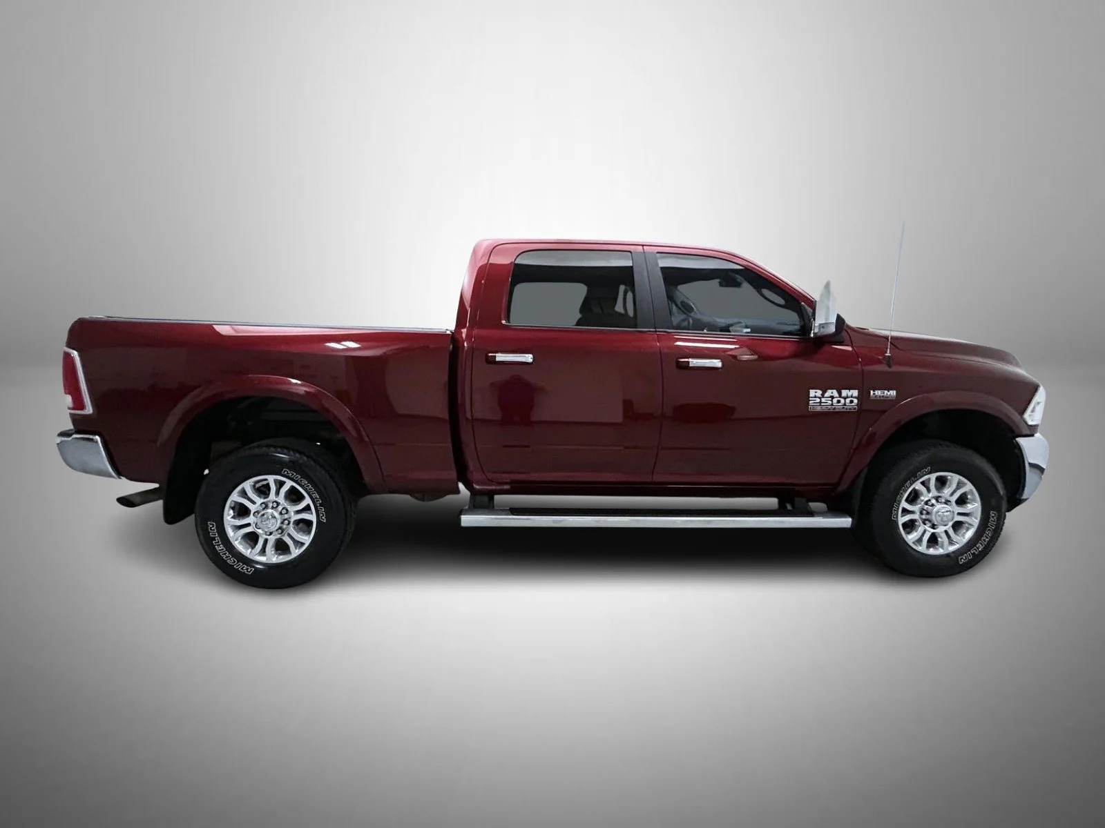 Used 2018 Red Ram Laramie image 4
