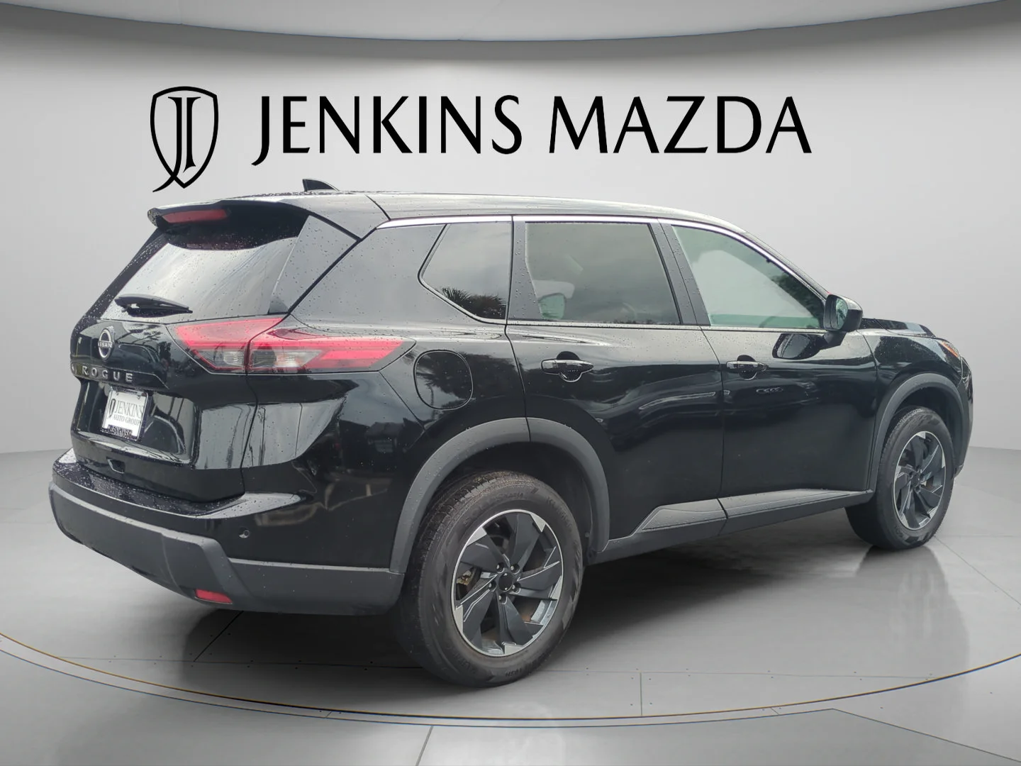 Used 2025 Super Black Nissan SV image 7