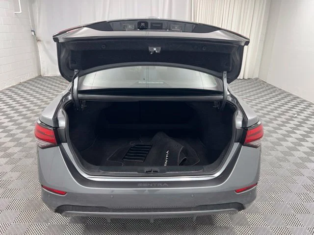 Used 2020 Gray Nissan SV image 8