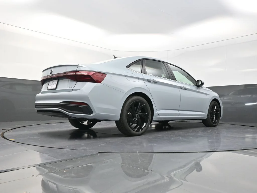 2026 Volkswagen Jetta SE - Photo 26