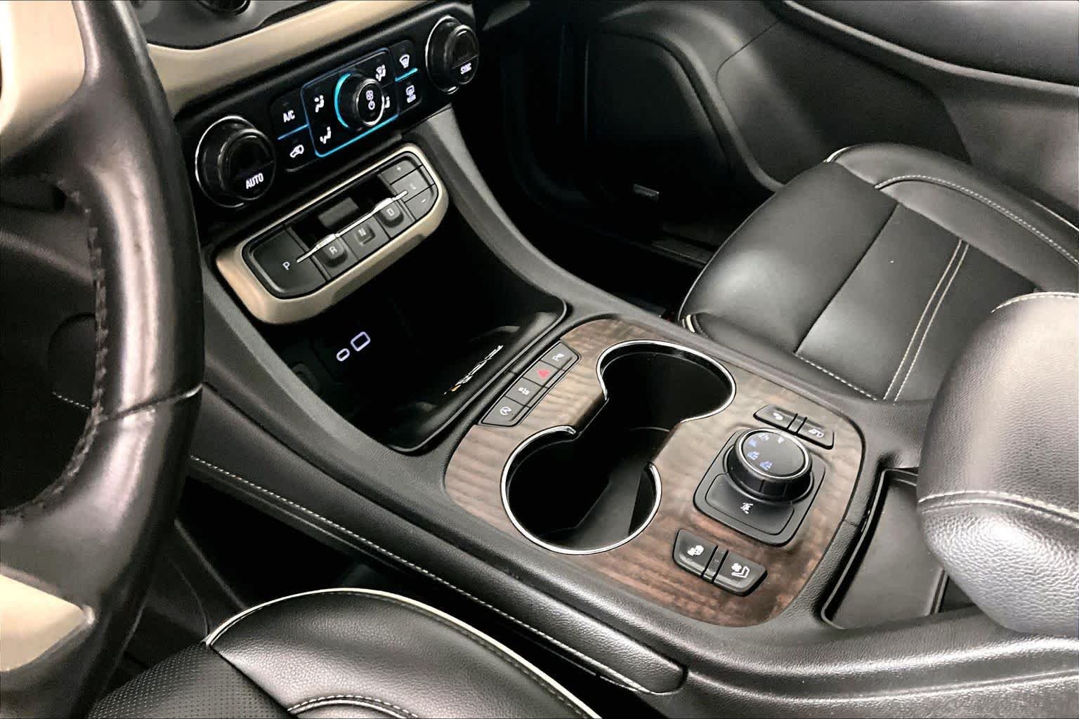 Used 2021 Ebony Twilight Metallic GMC Denali image 15