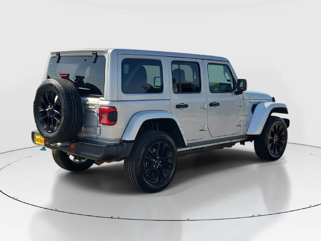 Used 2024 Silver Jeep Sahara 4xe image 6