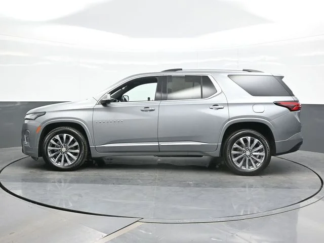 Used 2023 Gray Chevrolet Premier image 4