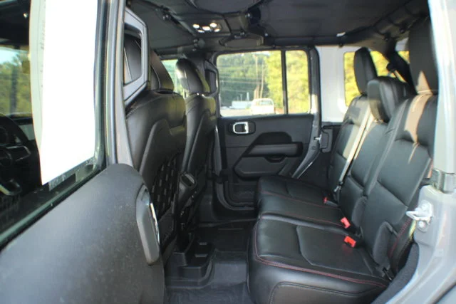 Used 2022  Jeep Unlimited Rubicon image 14
